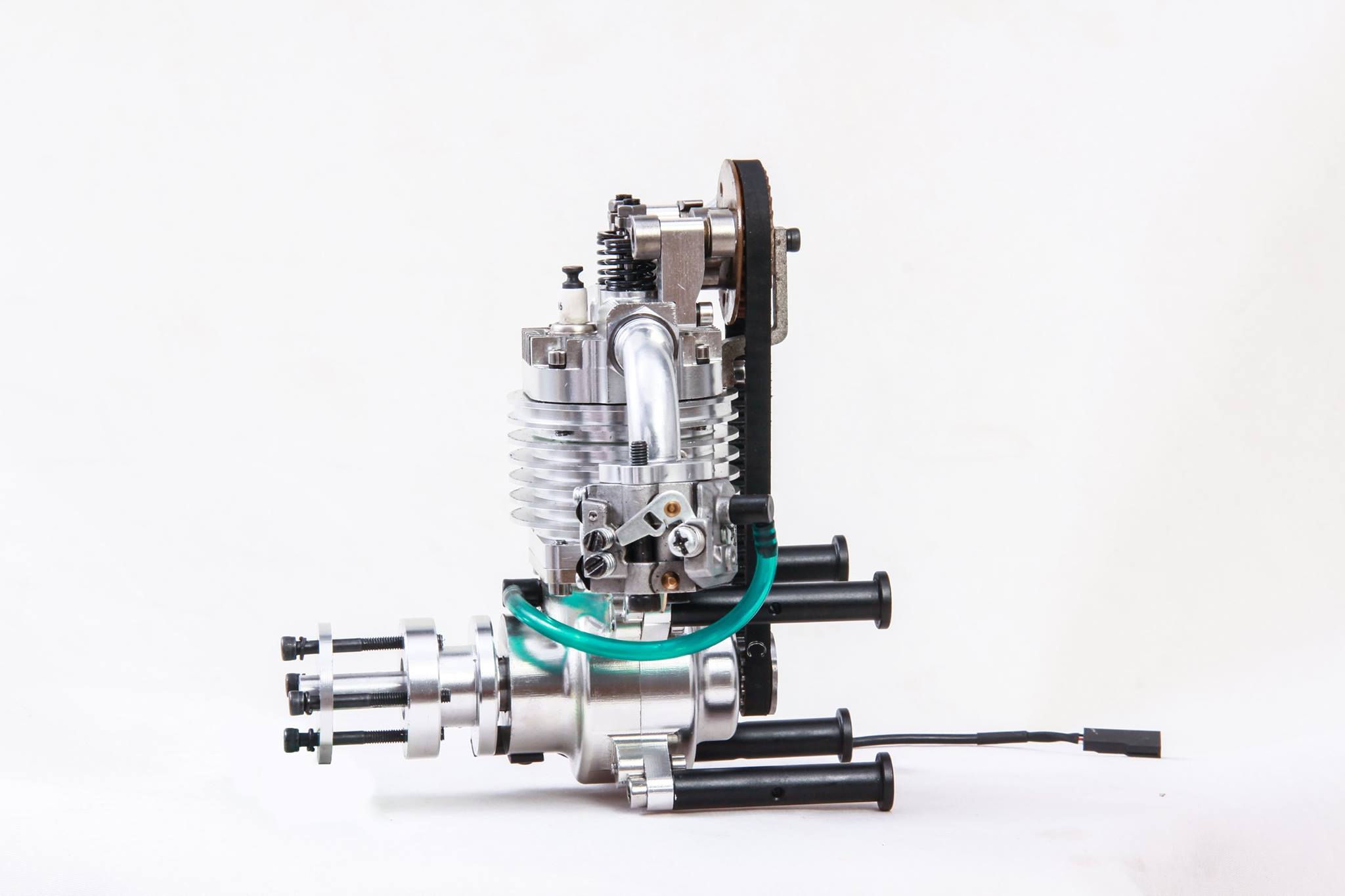 gas engine model airplanes